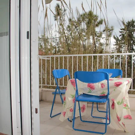Appartement Cozy In Néa Fókaia